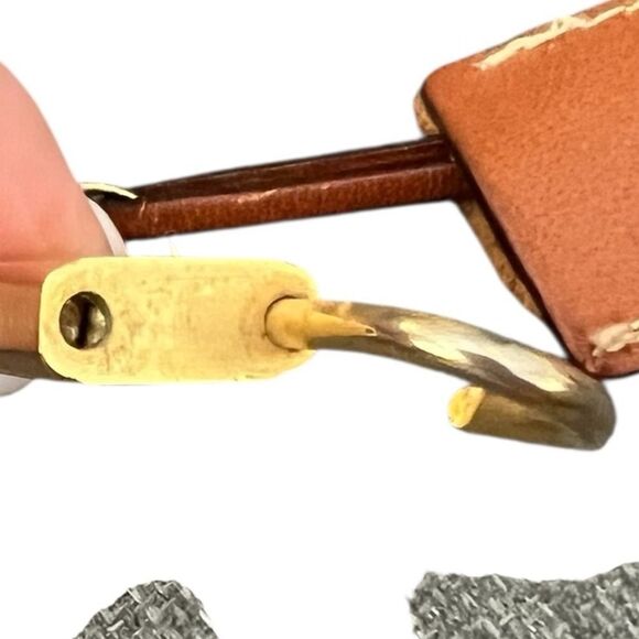 CELINE Lock & Keys - Picture 3 of 8